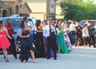 Neighborhood holds prom parade